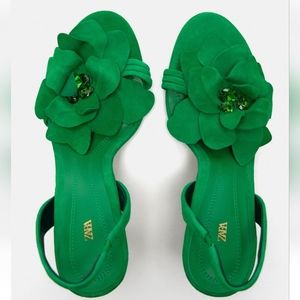 Zara FLOWER DETAIL HIGH HEEL LEATHER SANDALS